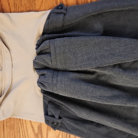 Maternity gray work pants, size medium - Picture 6 of 8